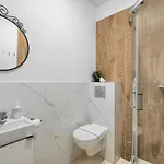 Mini *